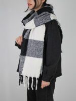 شال موهر مدل سیاه سفید